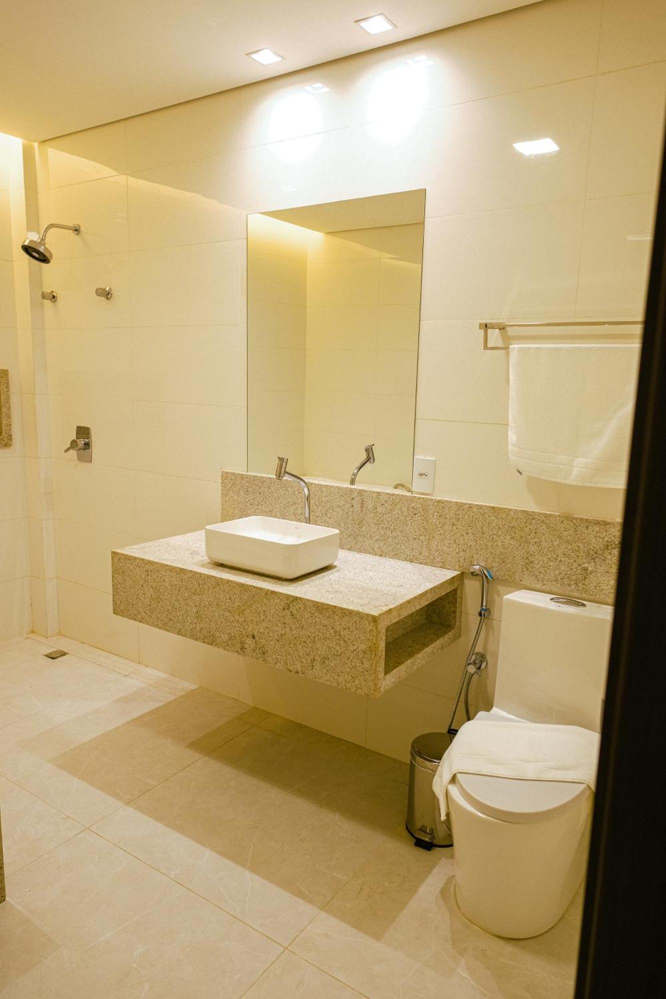 Oasis Hotel Miracema do Tocantins Екстер'єр фото