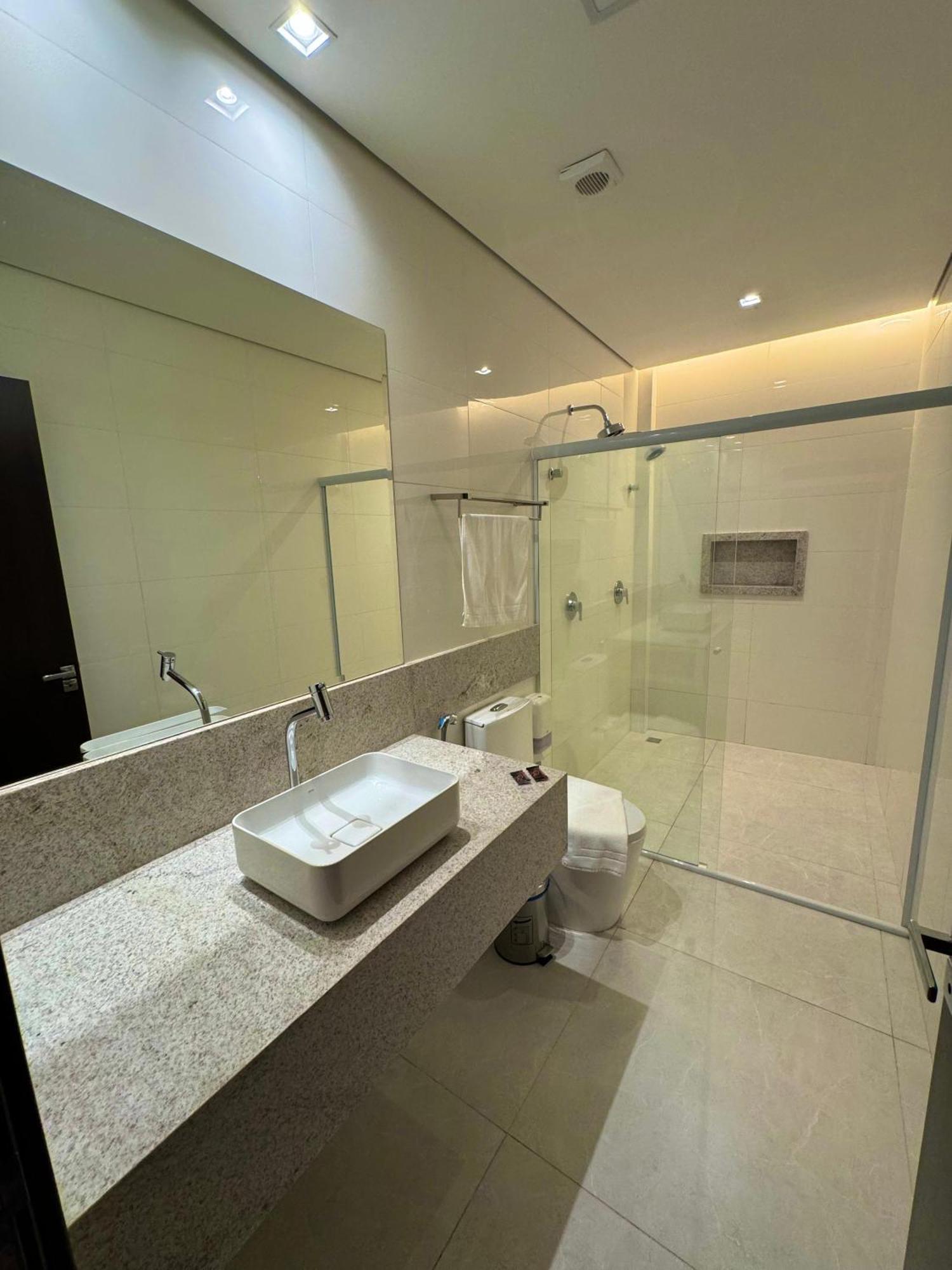 Oasis Hotel Miracema do Tocantins Екстер'єр фото